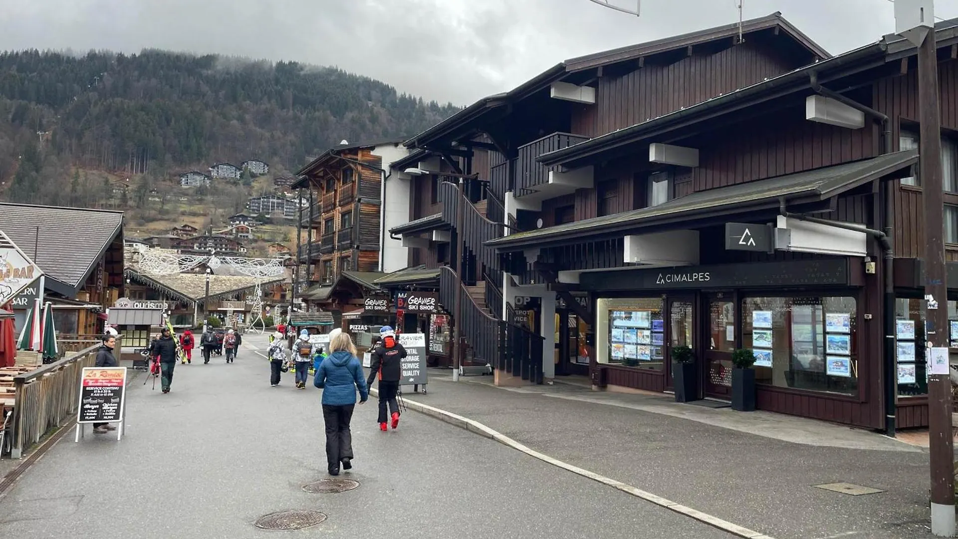 Επικοινωνία με το Morzine : Studio 6 Pers, Mezzanine, Terrasse, Parking, Centre, Wifi - Fr-1-524-127